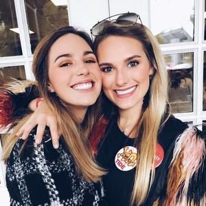 Meet your Posher, Isabel